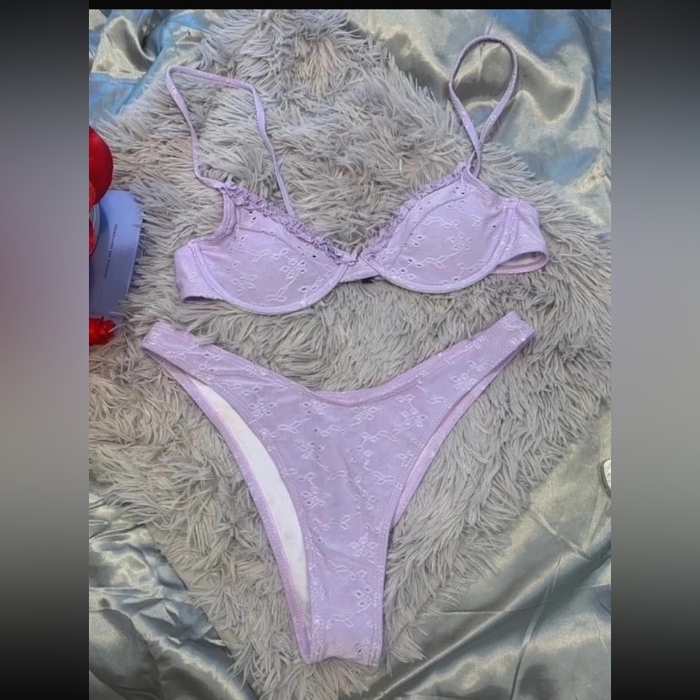 🌹Lilac Lace Bikini Set - Women Swim • EUC